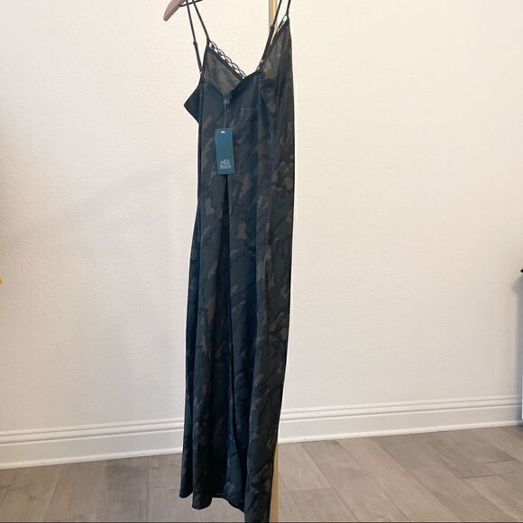 Wild Fable Camo Black Lace Midi Maxi Sip Dress NWT - Picture 1 of 8